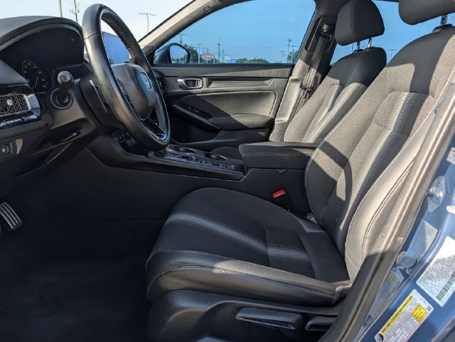 Used 2025 Honda Civic Sport image 26