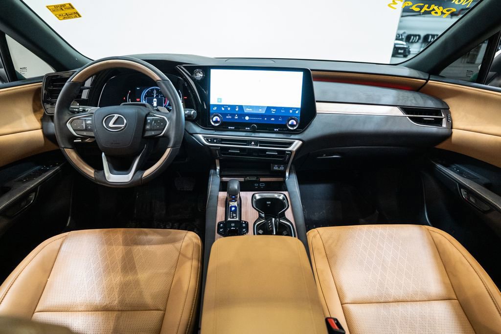 Used 2024 Lexus RX 350 Premium Plus w/ Convenience Package image 9