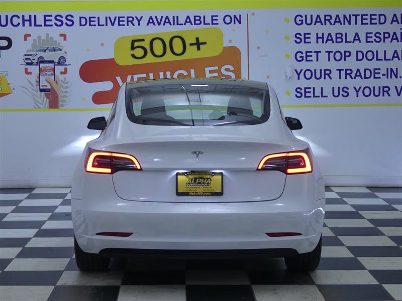 Used 2023 Tesla Model 3 Standard Range image 5