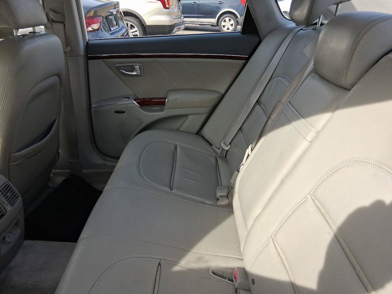 Used 2007 Hyundai Azera Limited FWD image 10