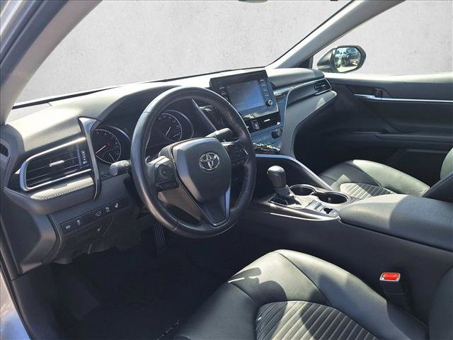 Used 2018 Toyota Camry XSE FWD image 9