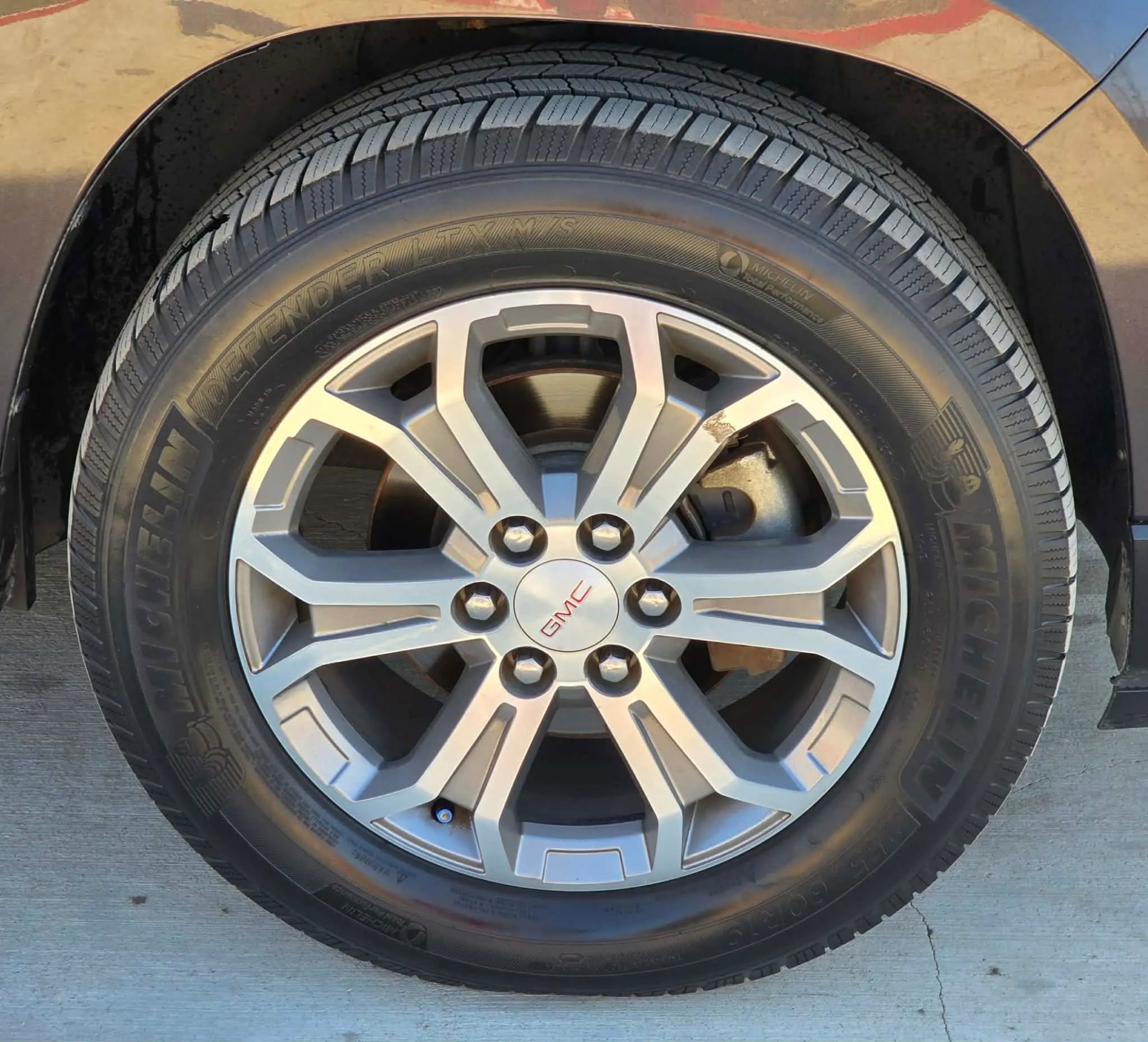 Used 2016 GMC Acadia SLT image 28