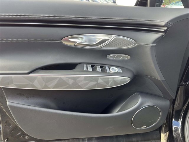 Used 2025 Genesis GV70 3.5T Sport w/ Sport Advanced Package image 18