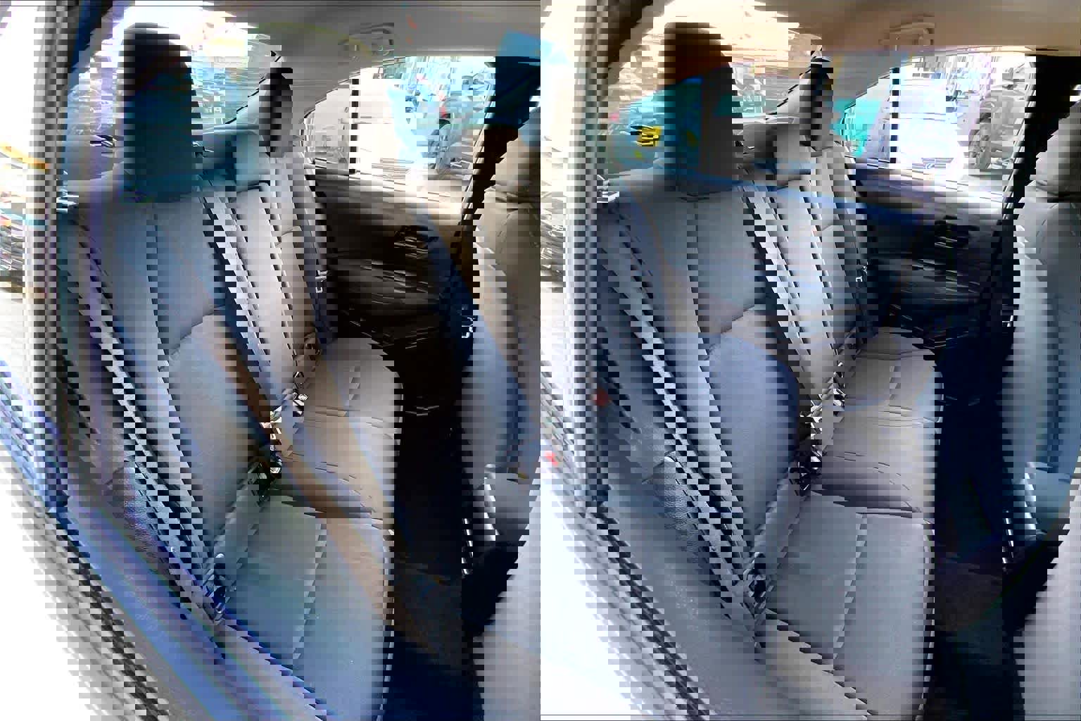 Used 2022 Toyota Corolla LE image 18