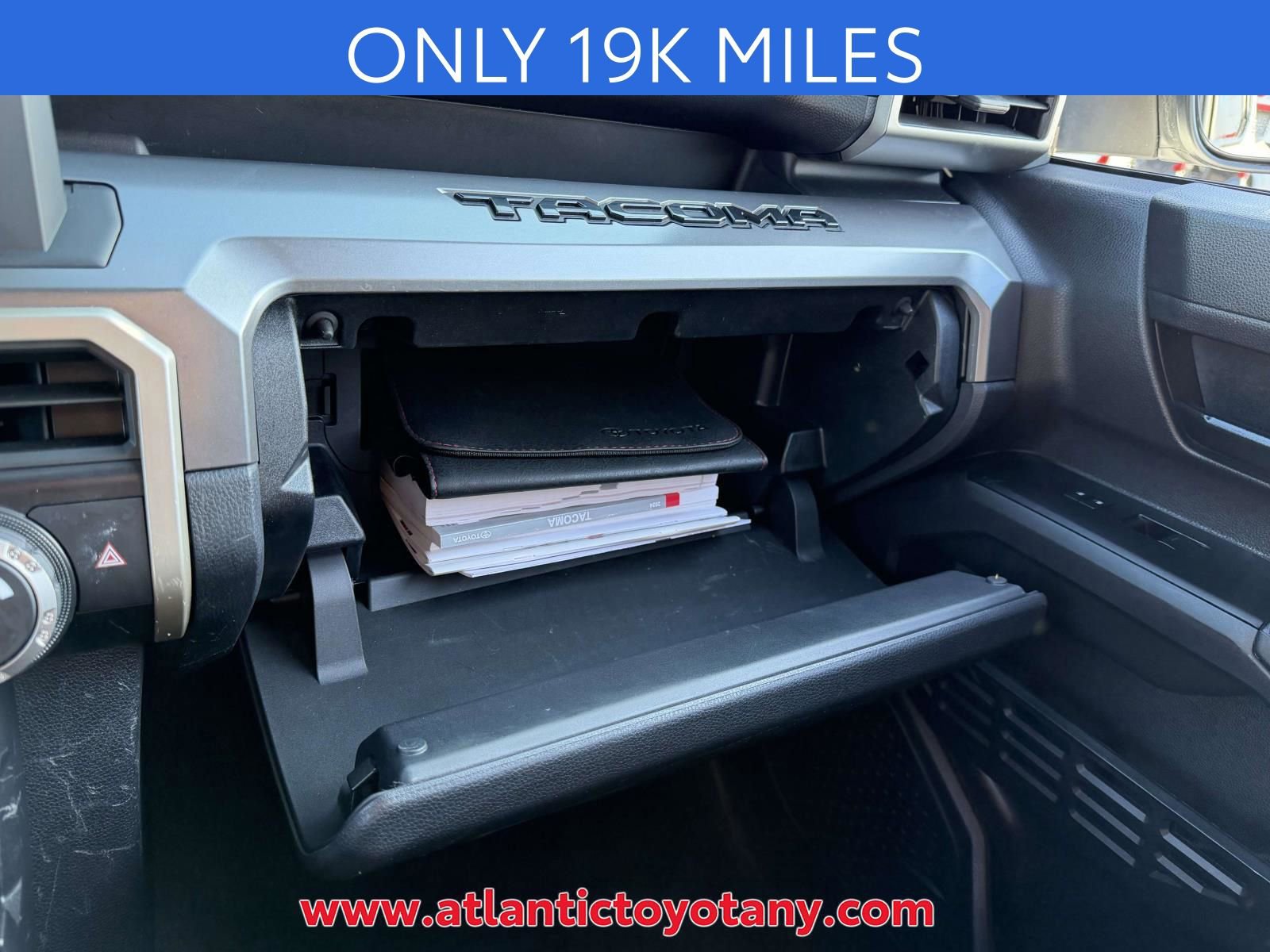 Used 2024 Toyota Tacoma SR5 image 31