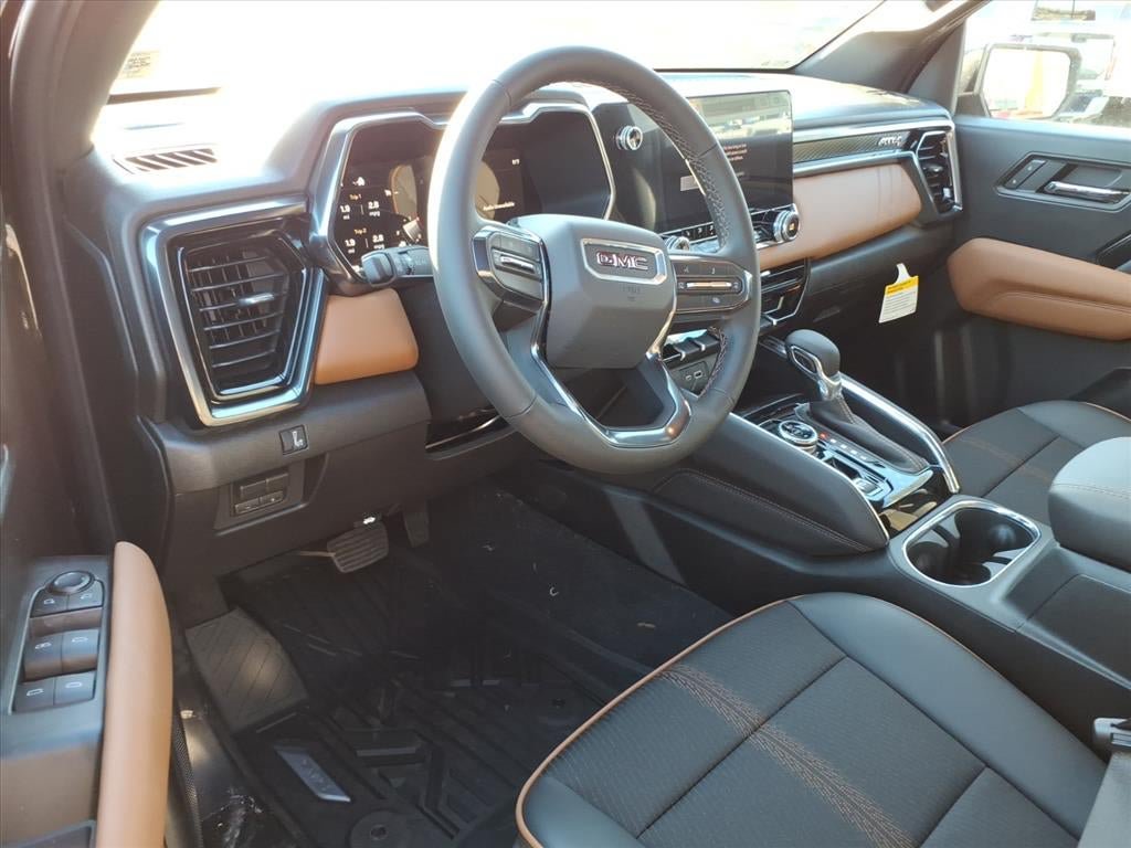 New 2026 GMC Canyon AT4 AWD/4WD image 15