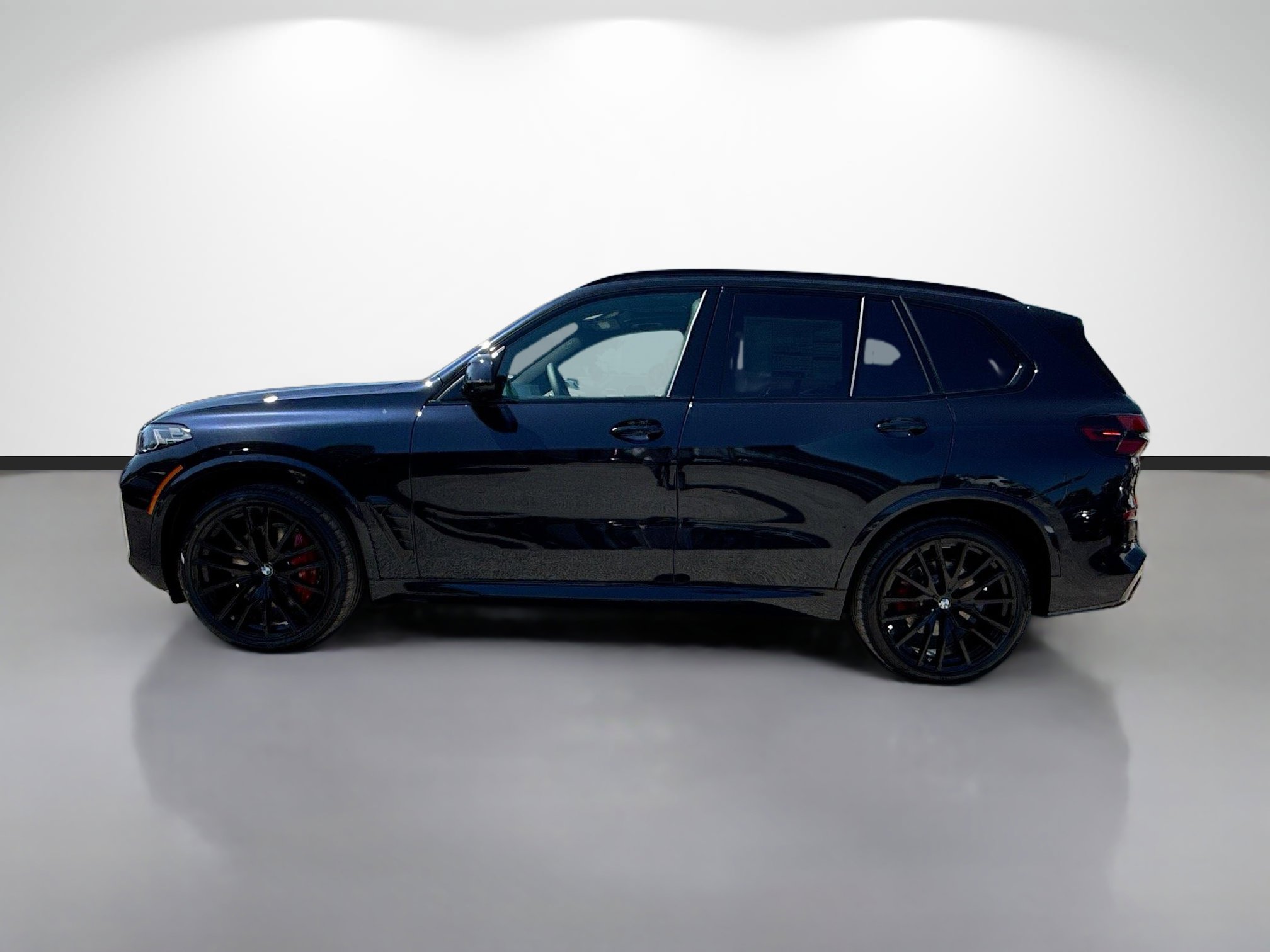 New 2026 BMW X5 xDrive40i w/ M Sport Package AWD/4WD image 6