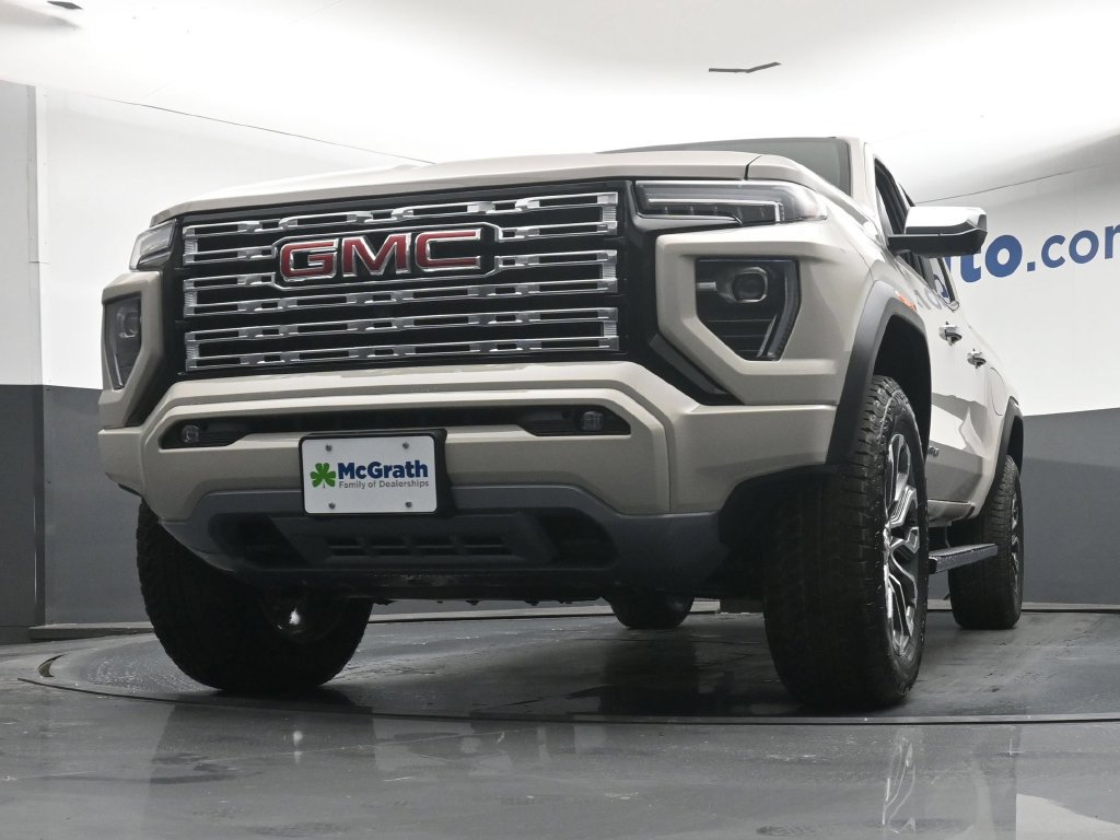 New 2026 GMC Canyon Denali AWD/4WD image 7