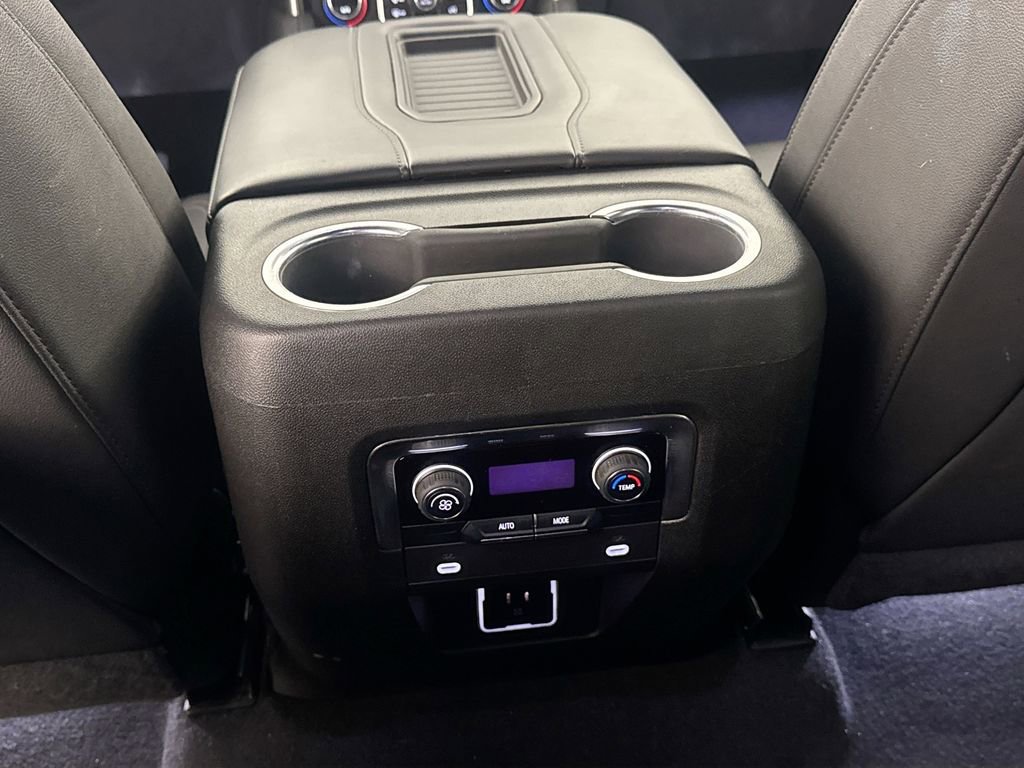 Used 2023 Chevrolet Suburban LT RWD image 25