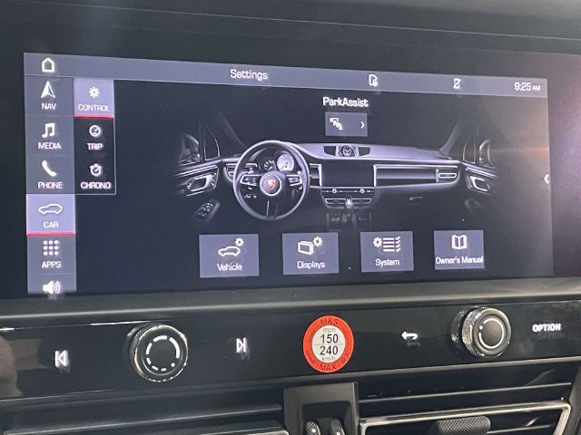 Certified 2026 Porsche Macan Turbo AWD/4WD image 31