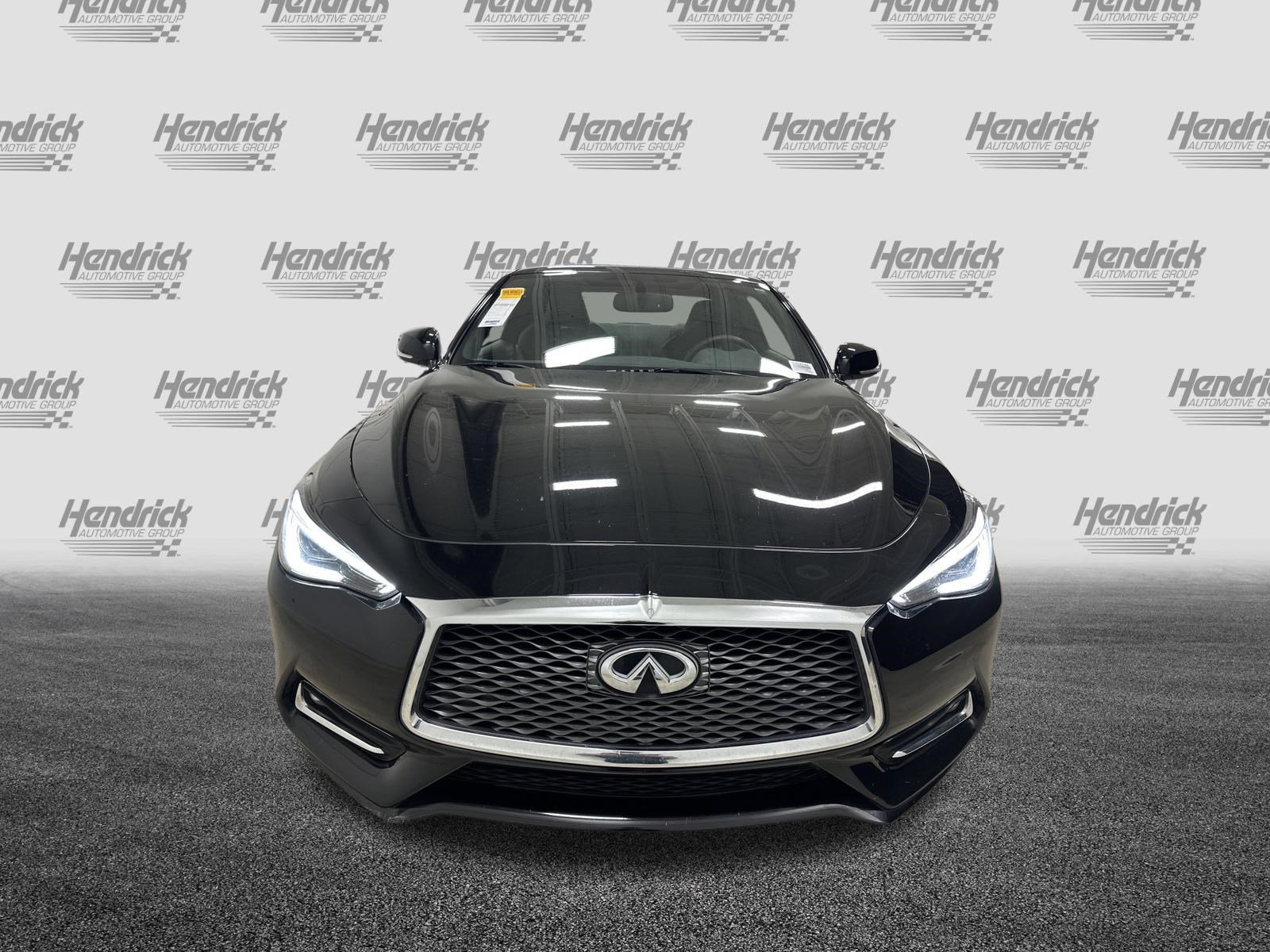 Used 2018 INFINITI Q60 3.0t Luxe w/ Sensory Package 3.0T Luxe AWD/4WD image 3