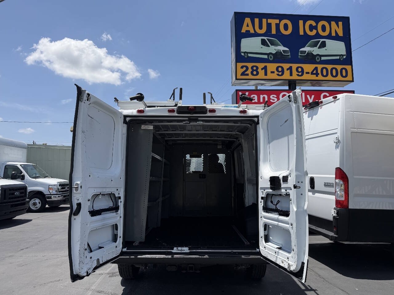 Used 2023 RAM ProMaster 2500 FWD image 14