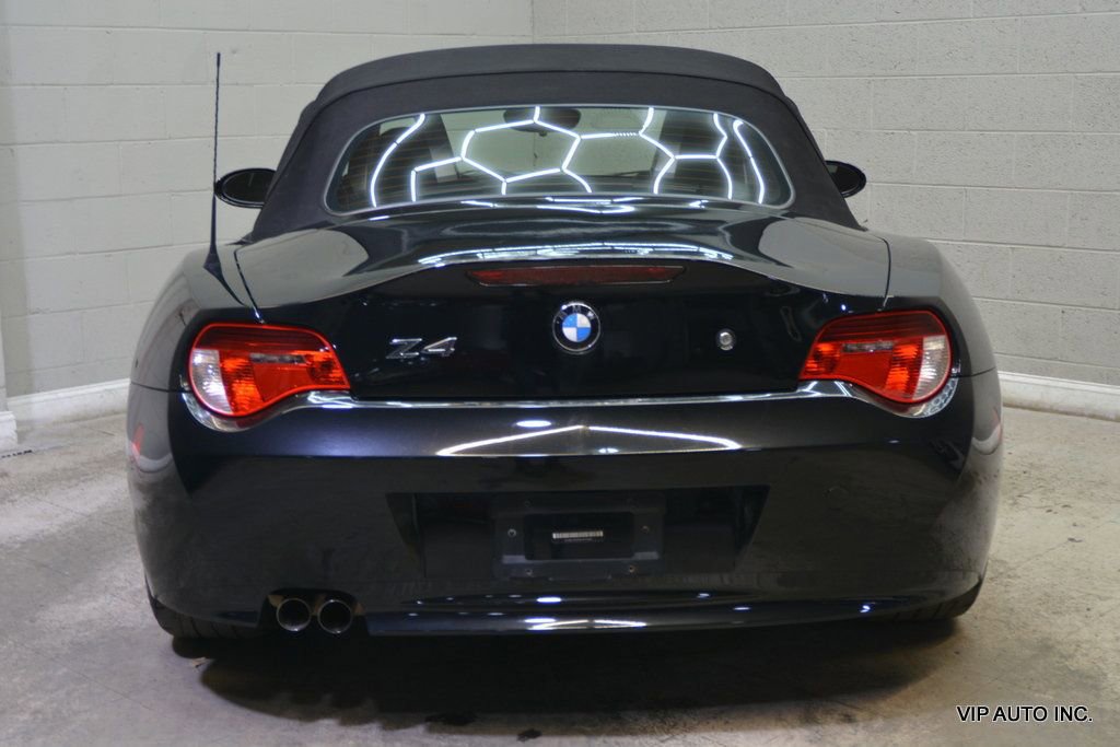 Used 2008 BMW Z4 3.0i image 34