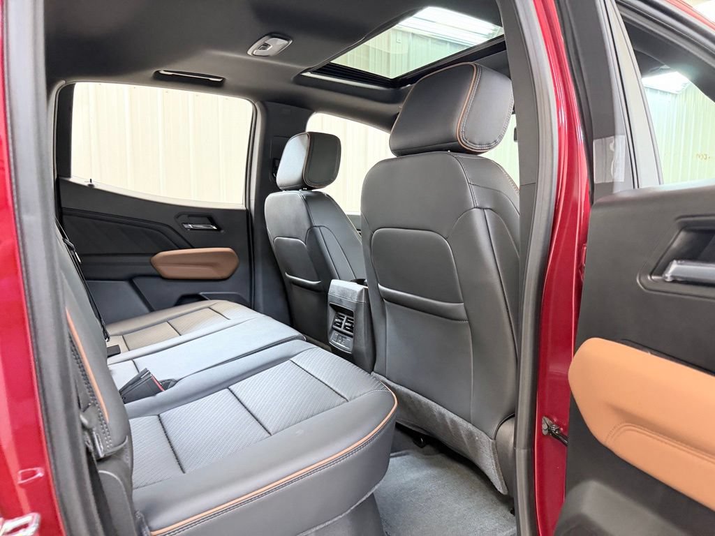 New 2026 GMC Canyon AT4 w/ Technology Plus Package AWD/4WD image 31