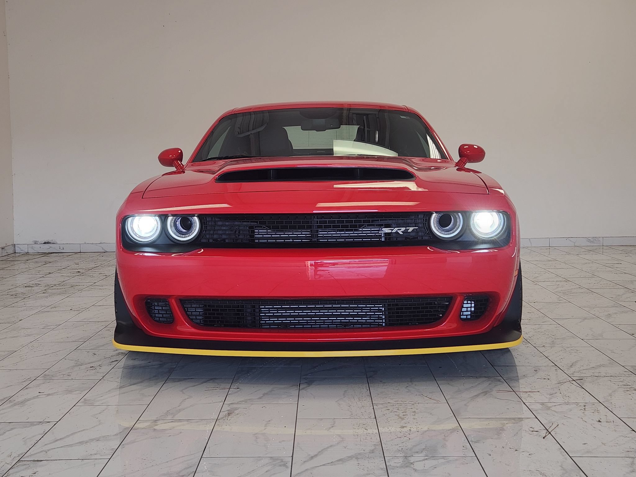 Used 2018 Dodge Challenger SRT Demon RWD image 2