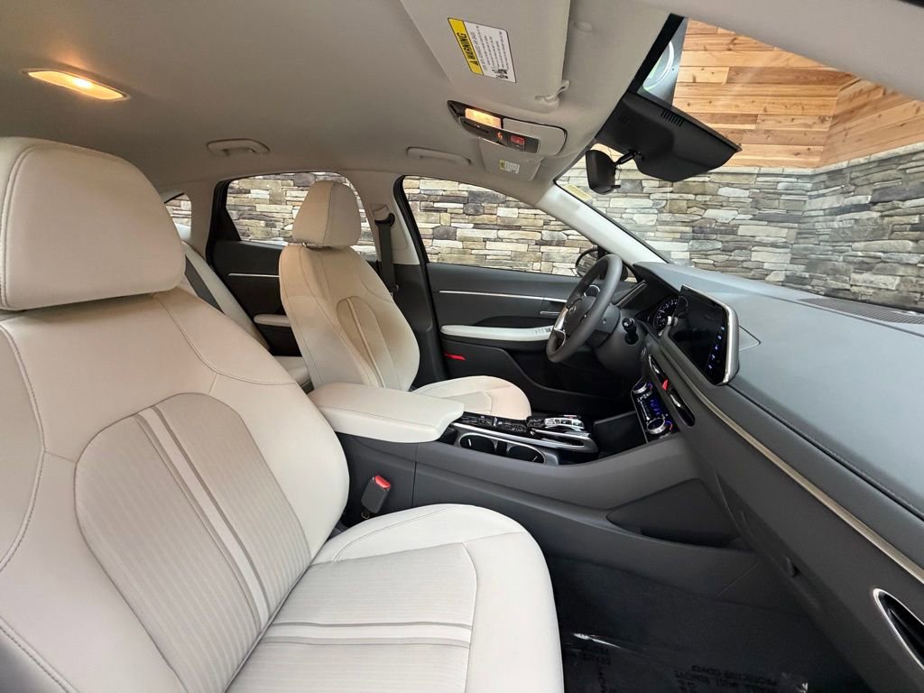 Used 2023 Hyundai Sonata SEL image 15