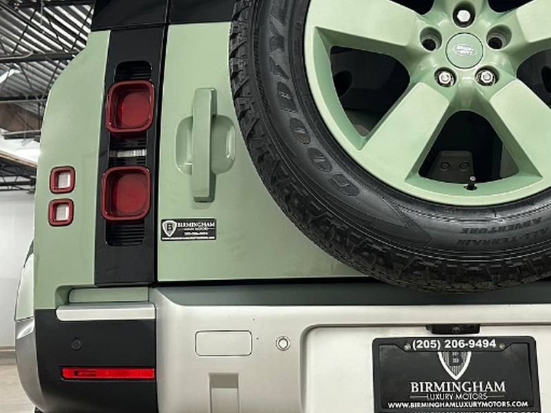 Used 2023 Land Rover Defender 110 75th Limited Edition AWD/4WD image 16