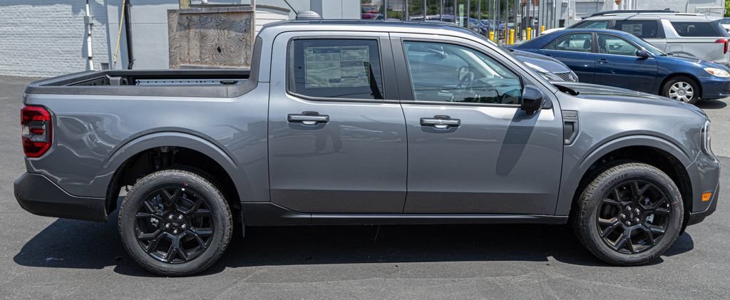 New 2026 Ford Maverick Lariat w/ Black Appearance Package AWD/4WD image 5
