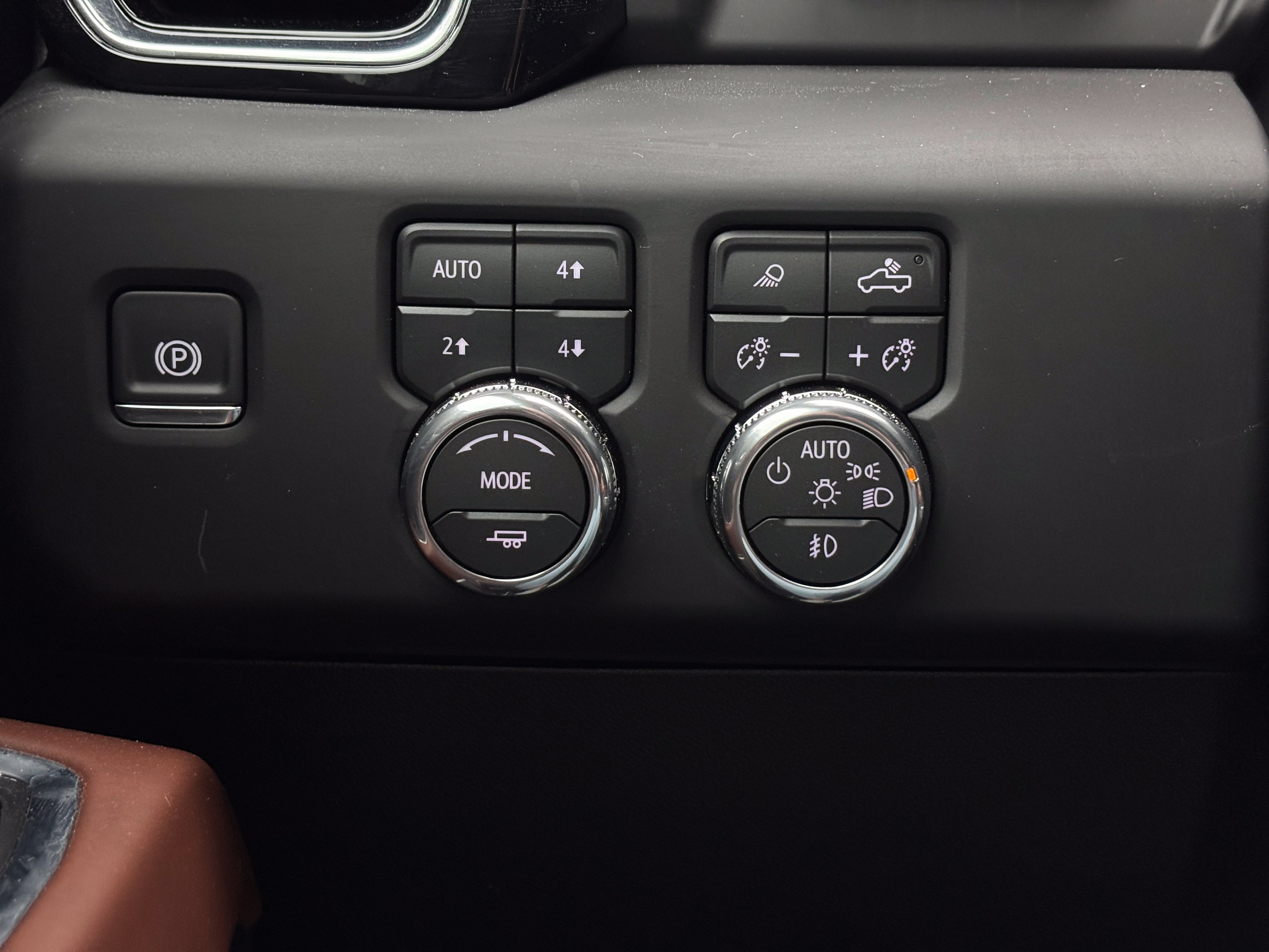 New 2026 GMC Sierra 2500 Denali Ultimate AWD/4WD image 26