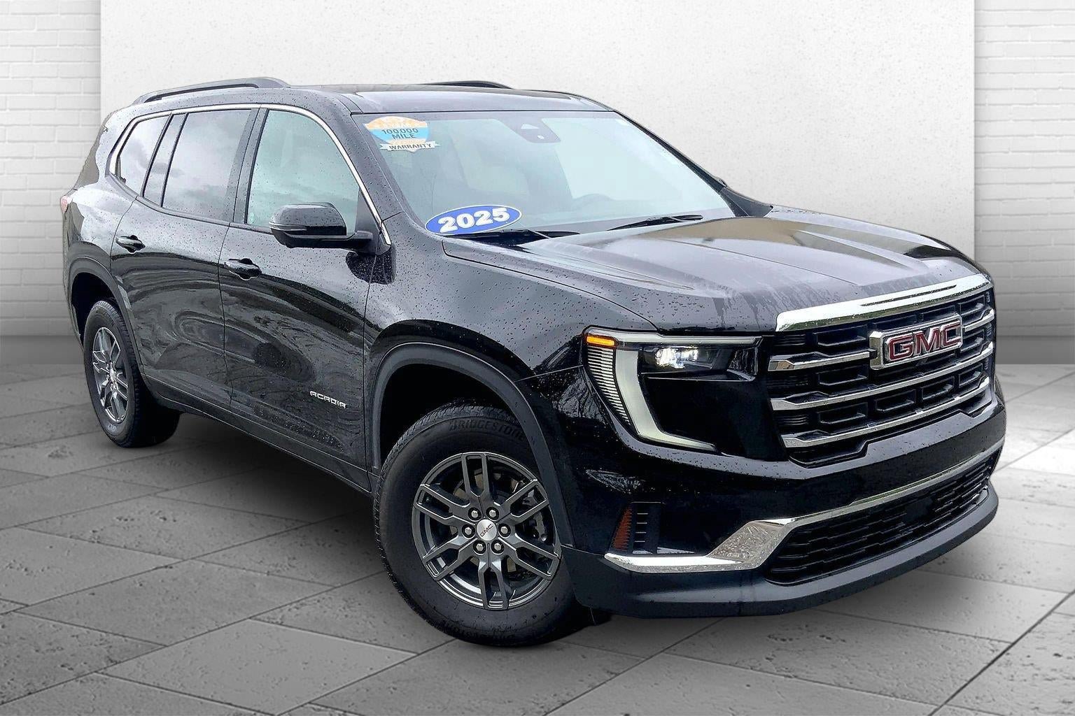Used 2025 GMC Acadia Elevation