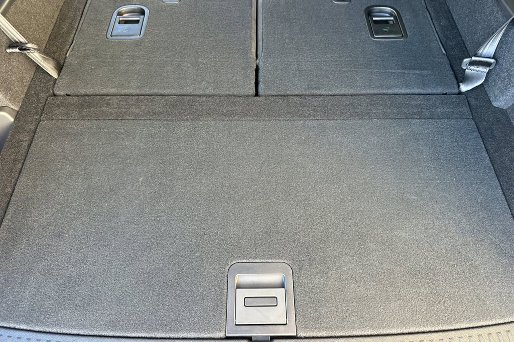 Certified 2025 Acura MDX FWD image 17