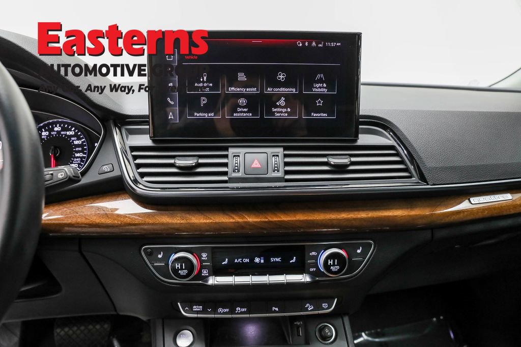 Used 2023 Audi Q5 2.0T Premium w/ Convenience Package image 12