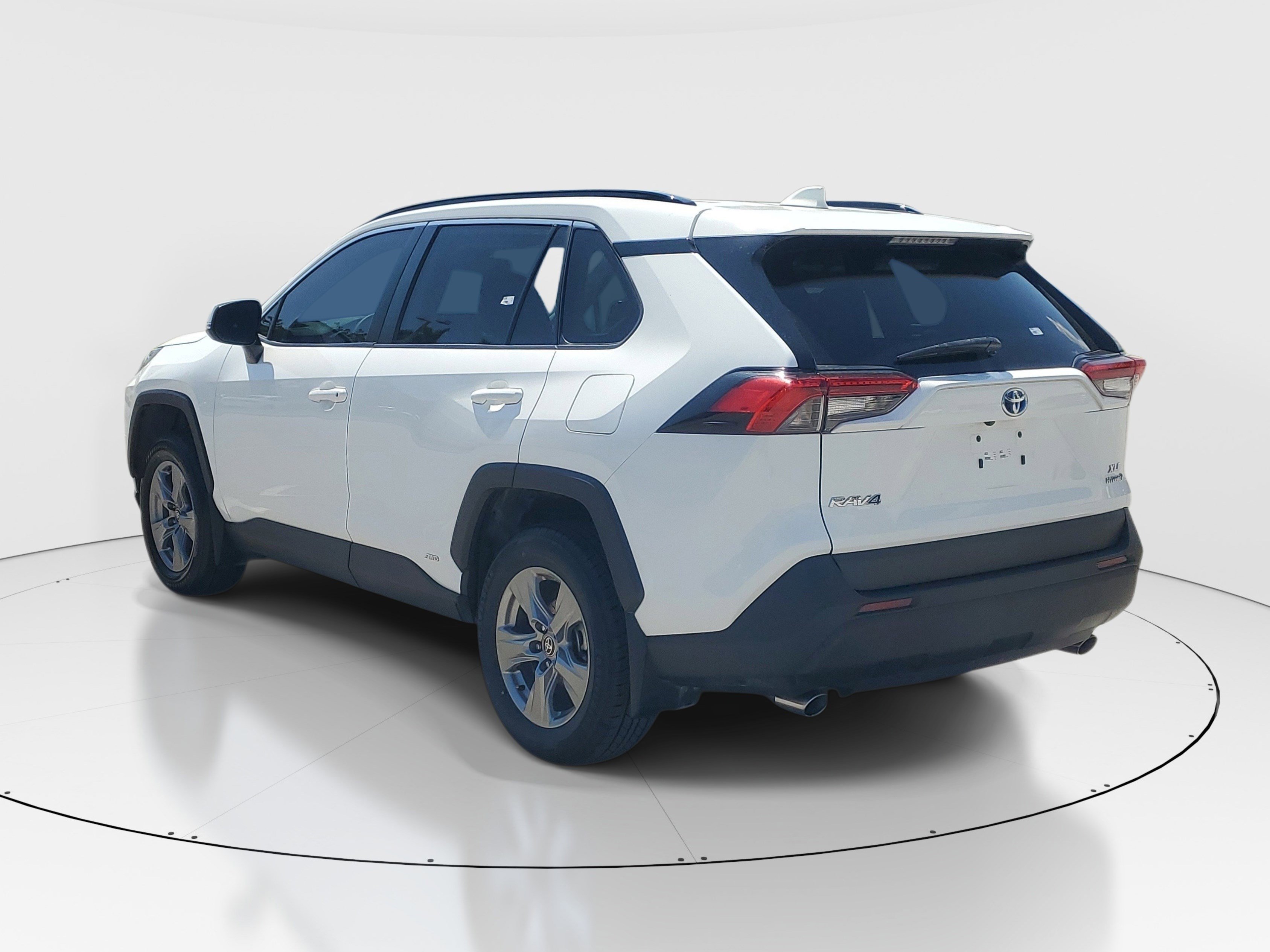 Certified 2024 Toyota RAV4 XLE w/ Convenience Package AWD/4WD image 5