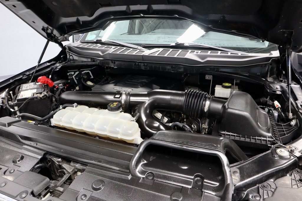 Certified 2022 Ford F150 XLT w/ Equipment Group 302A High image 17