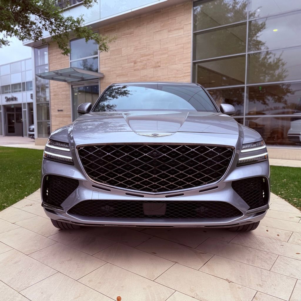 Used 2025 Genesis GV80 3.5T e-SC image 3