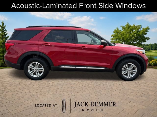 Used 2023 Ford Explorer XLT w/ Equipment Group 202A AWD/4WD image 8