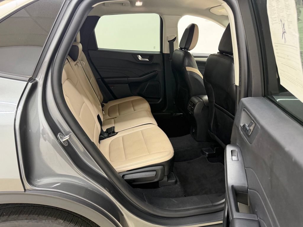 Used 2022 Ford Escape SEL AWD/4WD image 13