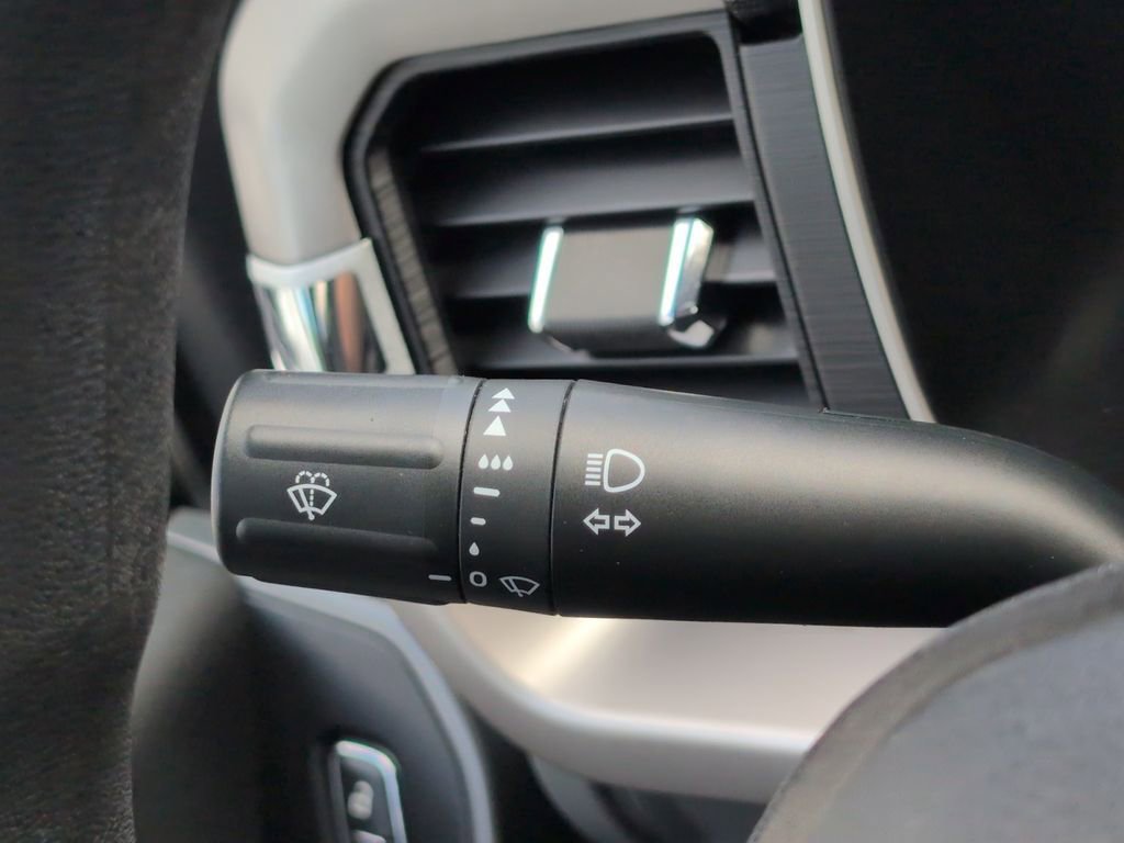 Used 2023 Ford F150 XLT image 26