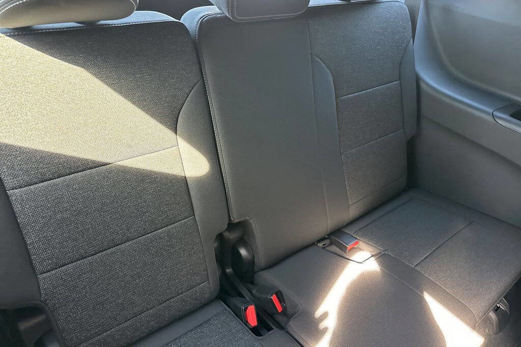 New 2026 Chevrolet Traverse LT image 15