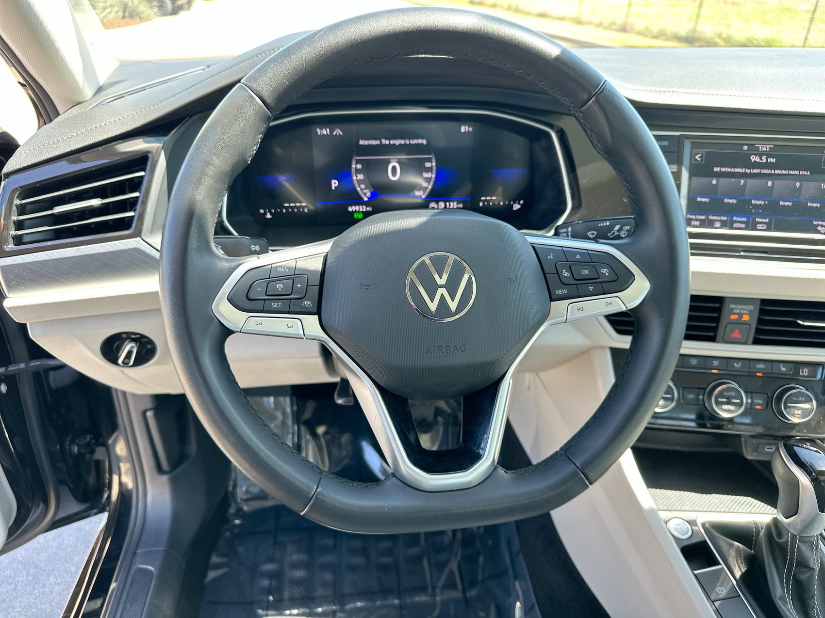 Used 2024 Volkswagen Jetta SE FWD image 14