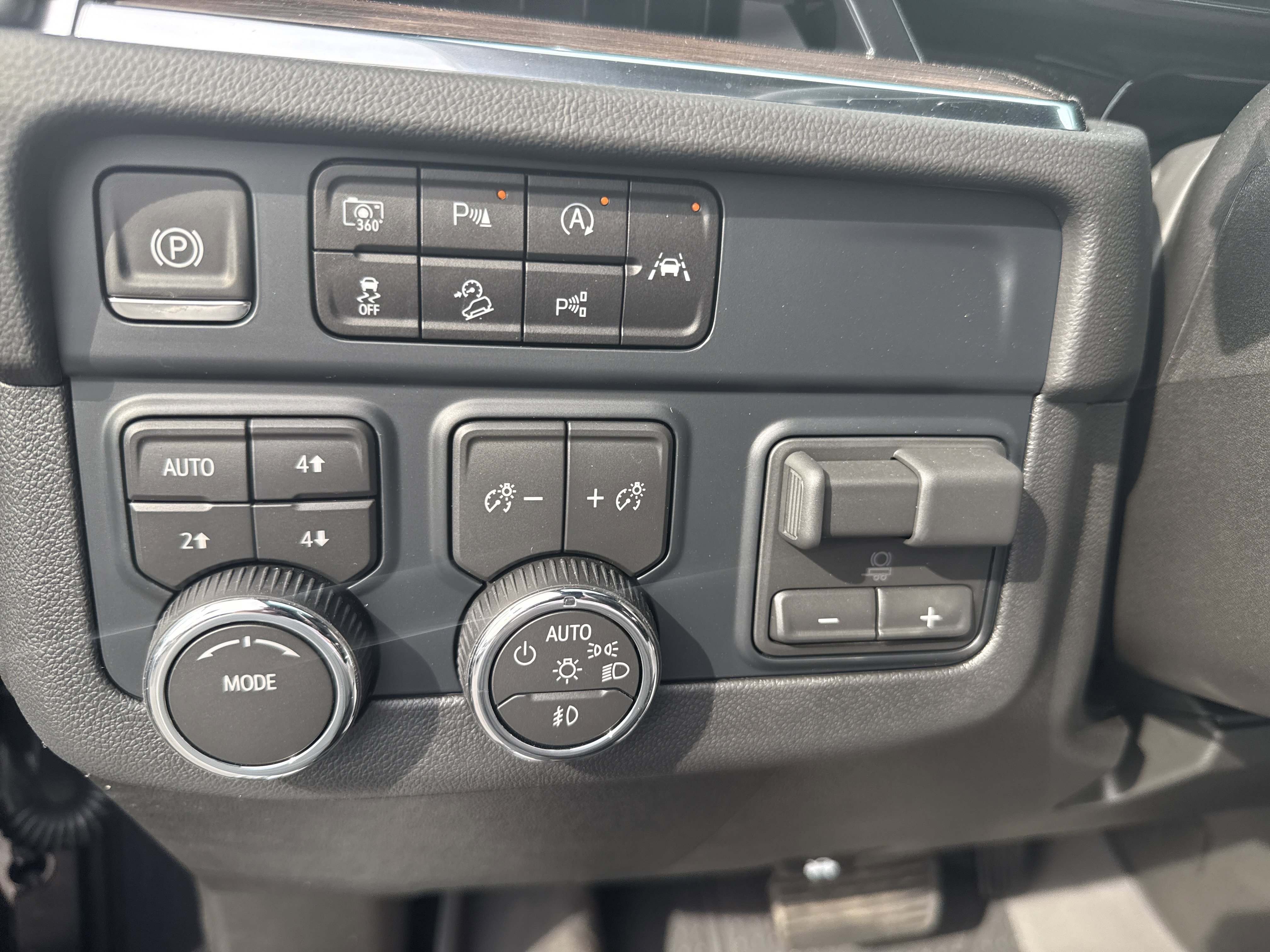 New 2026 Chevrolet Tahoe LT w/ Comfort Package image 21