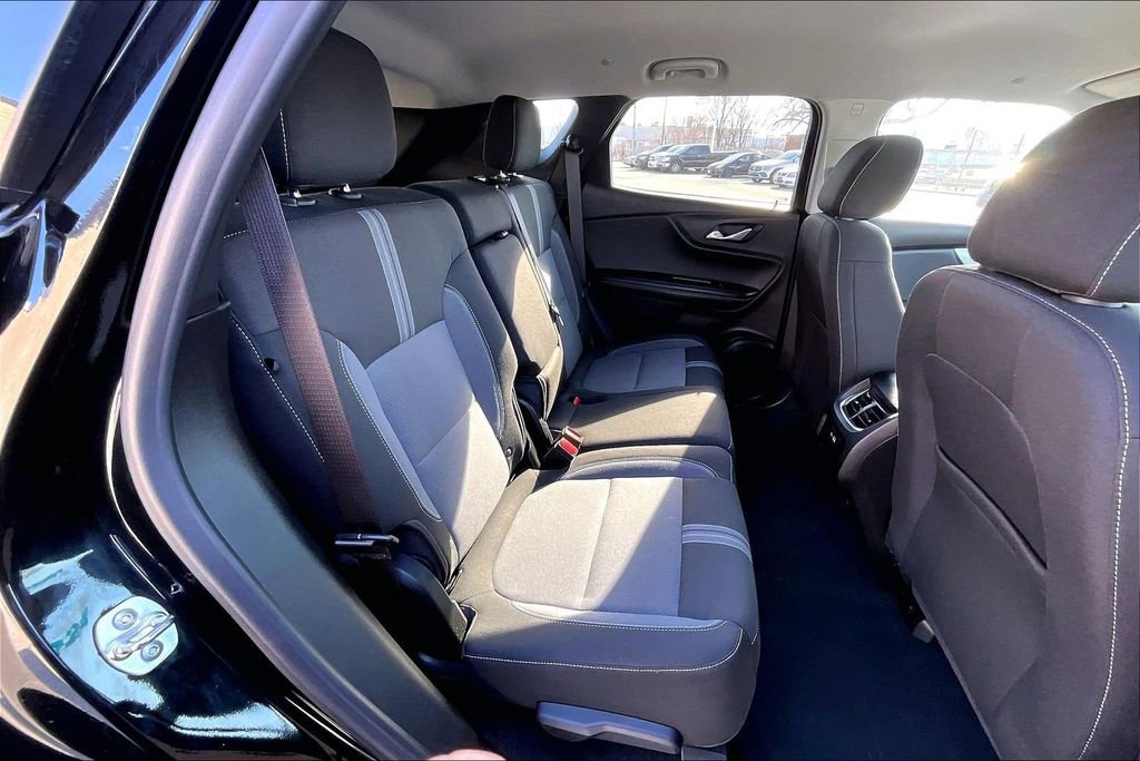 Used 2024 Chevrolet Blazer LT w/ Convenience Package AWD/4WD image 25