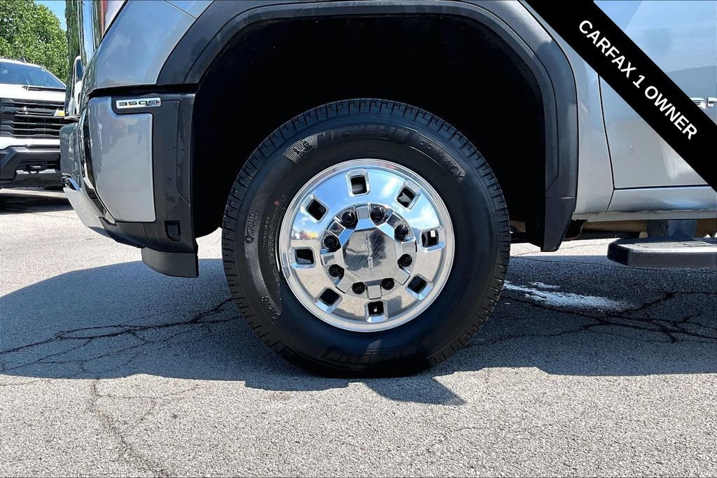 Used 2024 GMC Sierra 3500 Denali w/ Denali Reserve Package AWD/4WD image 34