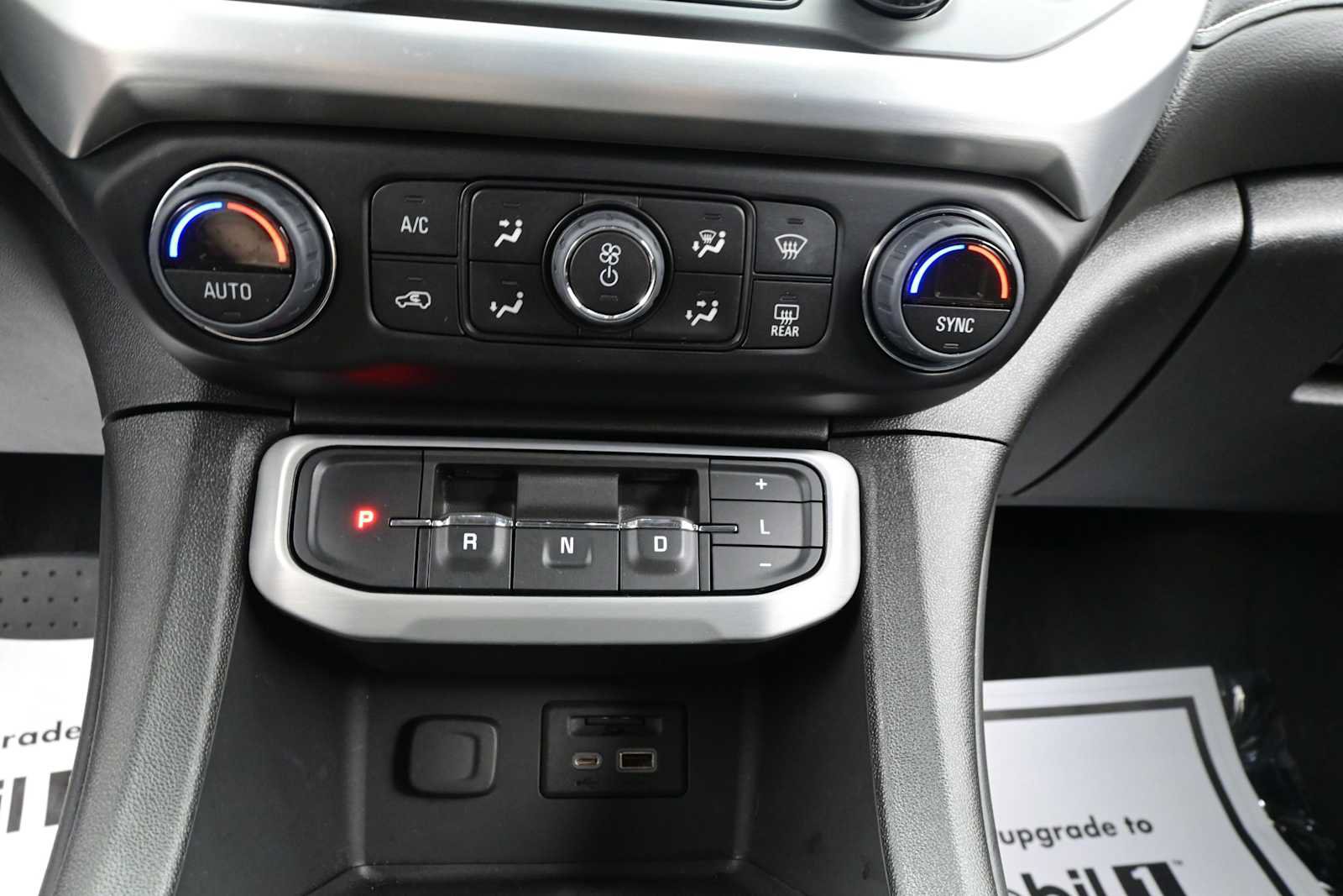 Used 2023 GMC Acadia SLE w/ Driver Convenience Package AWD/4WD image 15
