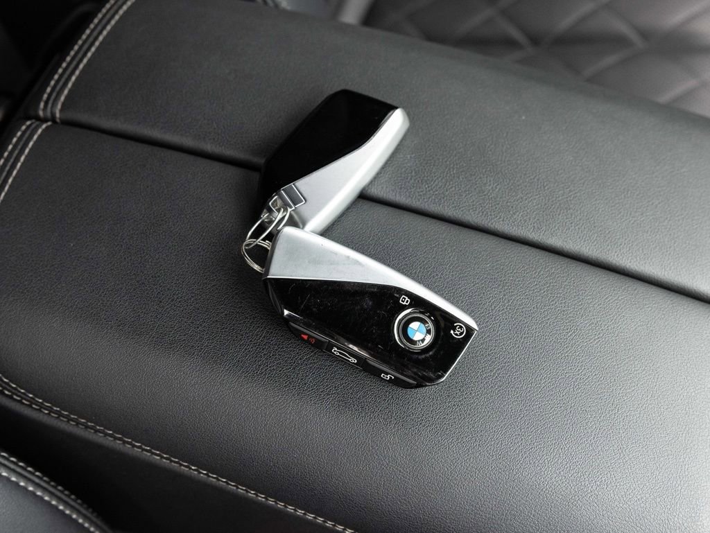 Used 2023 BMW X7 xDrive40i w/ M Sport Package AWD/4WD image 72