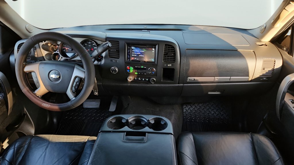 Used 2012 Chevrolet Silverado 2500 LT w/ Texas Edition image 25