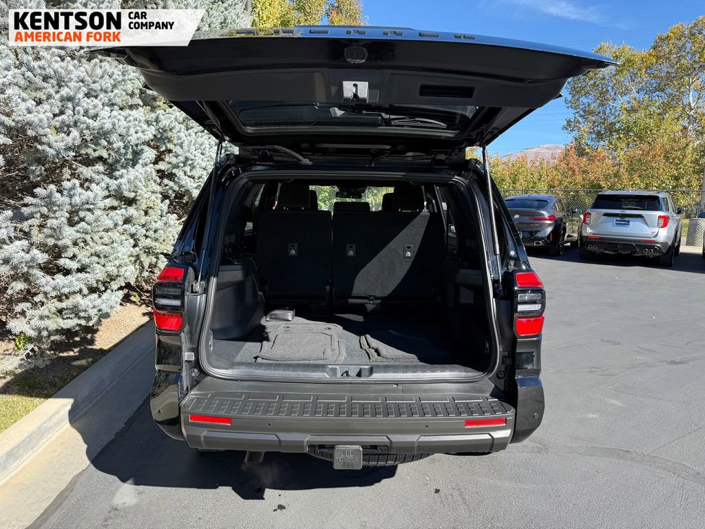 Used 2025 Toyota 4Runner TRD Off-Road image 36