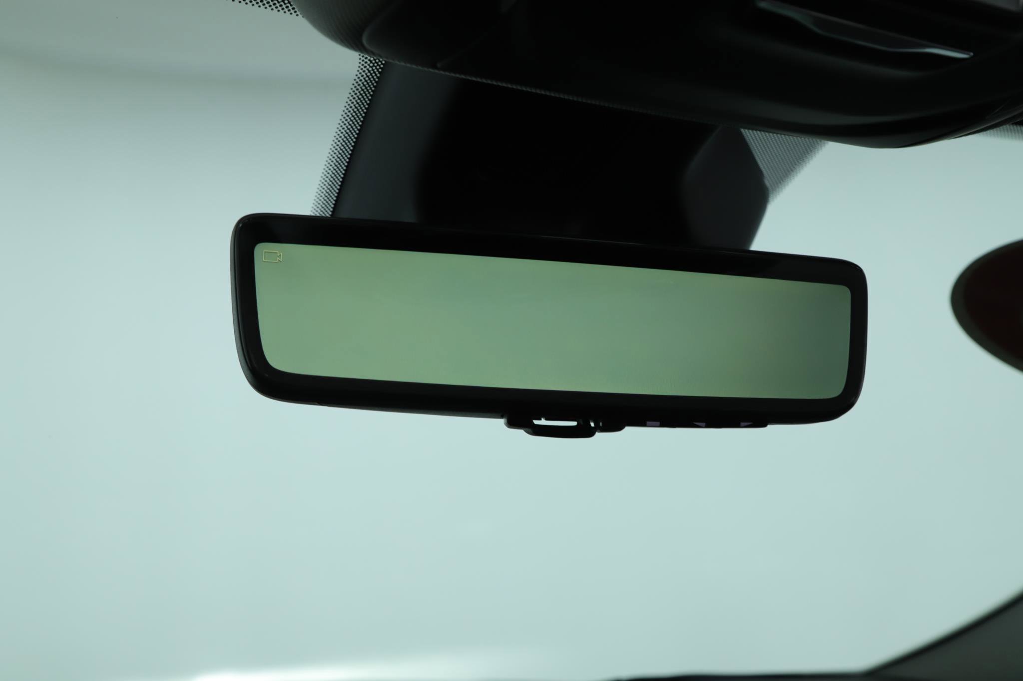 Used 2023 Jeep Grand Cherokee L Limited w/ Luxury Tech Group II image 18