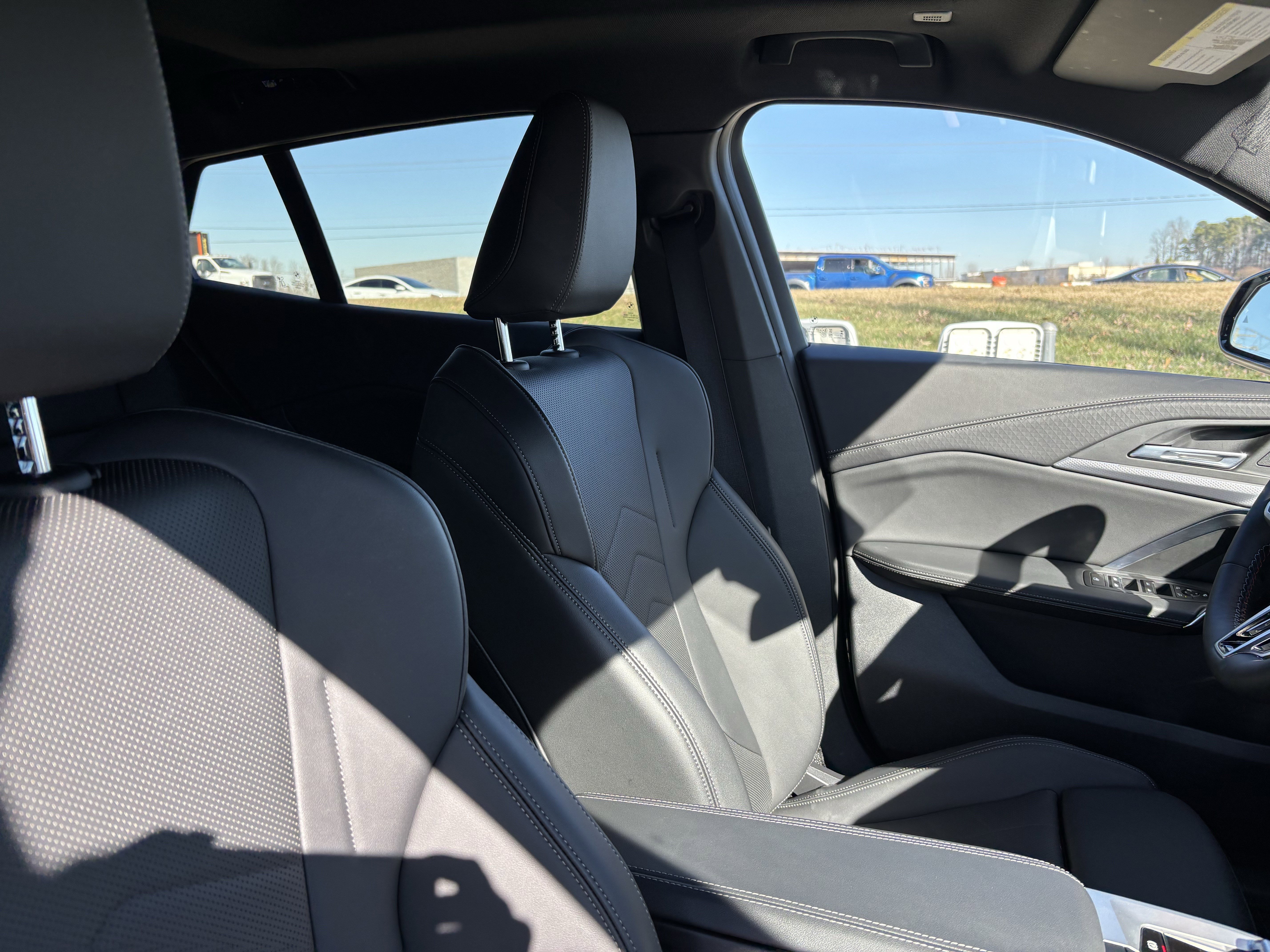 Certified 2025 BMW X2 M35i image 35