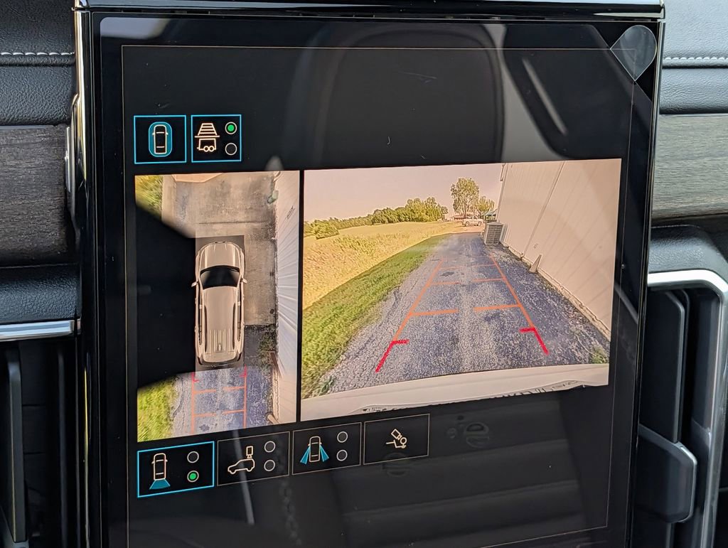 New 2026 GMC Acadia Denali Ultimate w/ LPO, Floor Liner Package AWD/4WD image 19