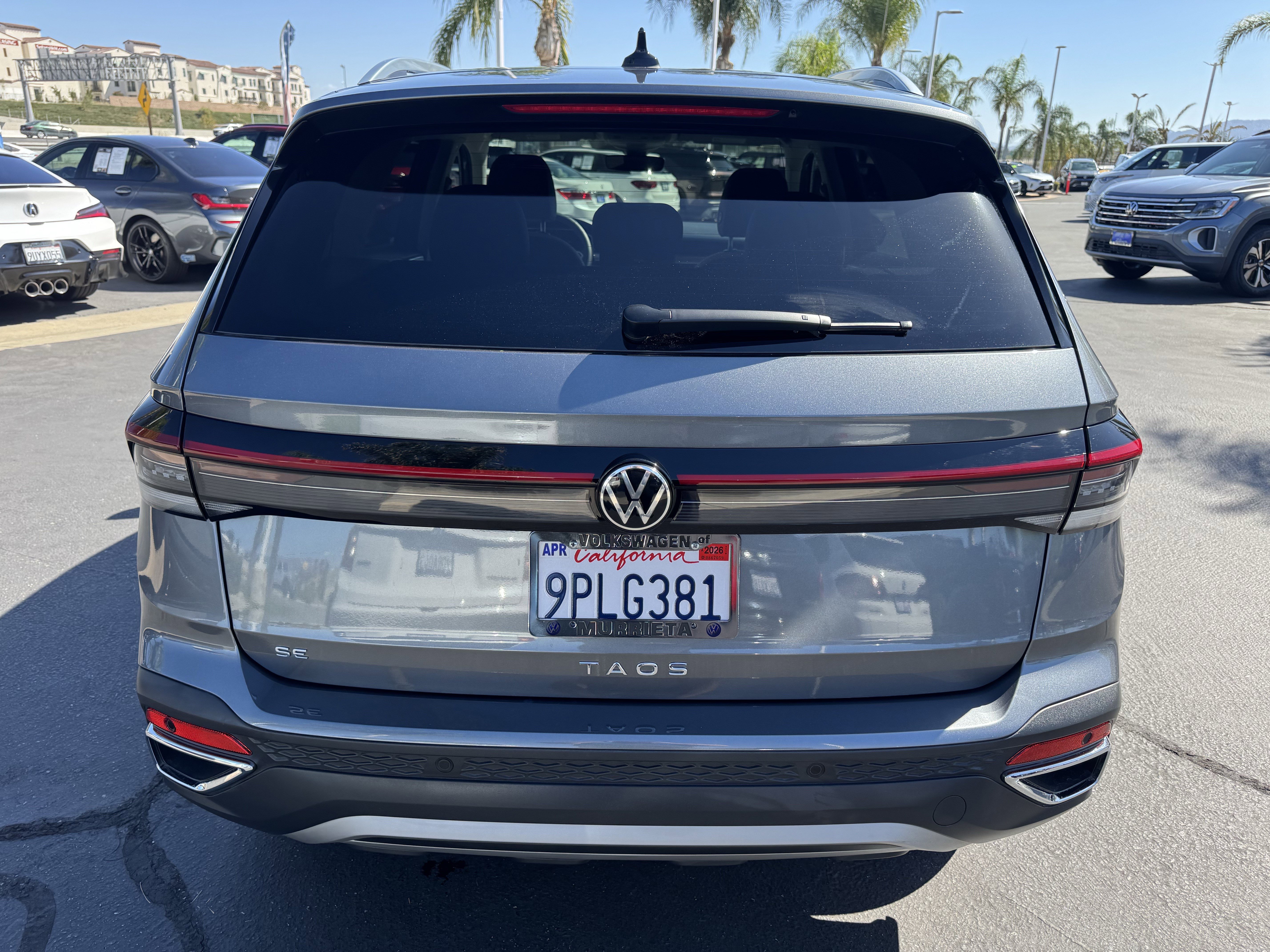 Used 2025 Volkswagen Taos SE image 9