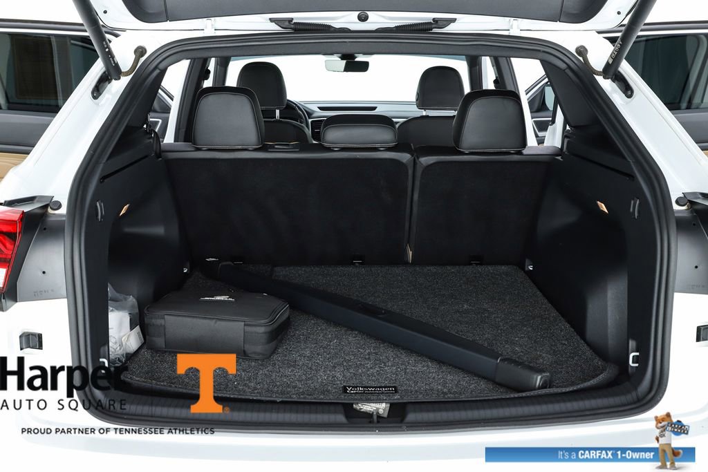 Used 2023 Volkswagen Atlas Cross Sport SEL R-Line image 29