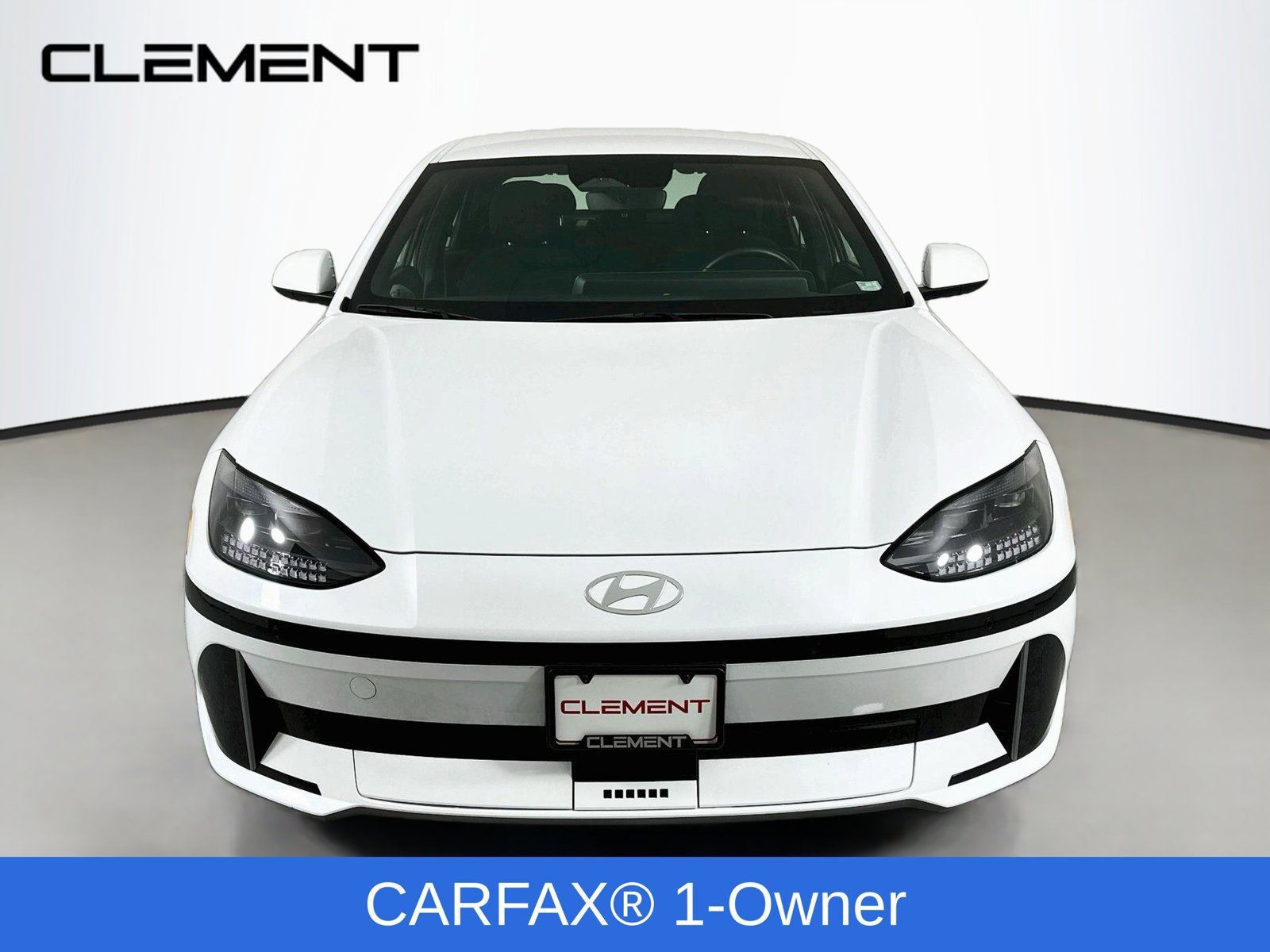 Used 2024 Hyundai Ioniq 6 SE RWD image 2