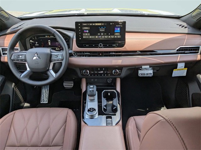 New 2025 Mitsubishi Outlander SEL image 14