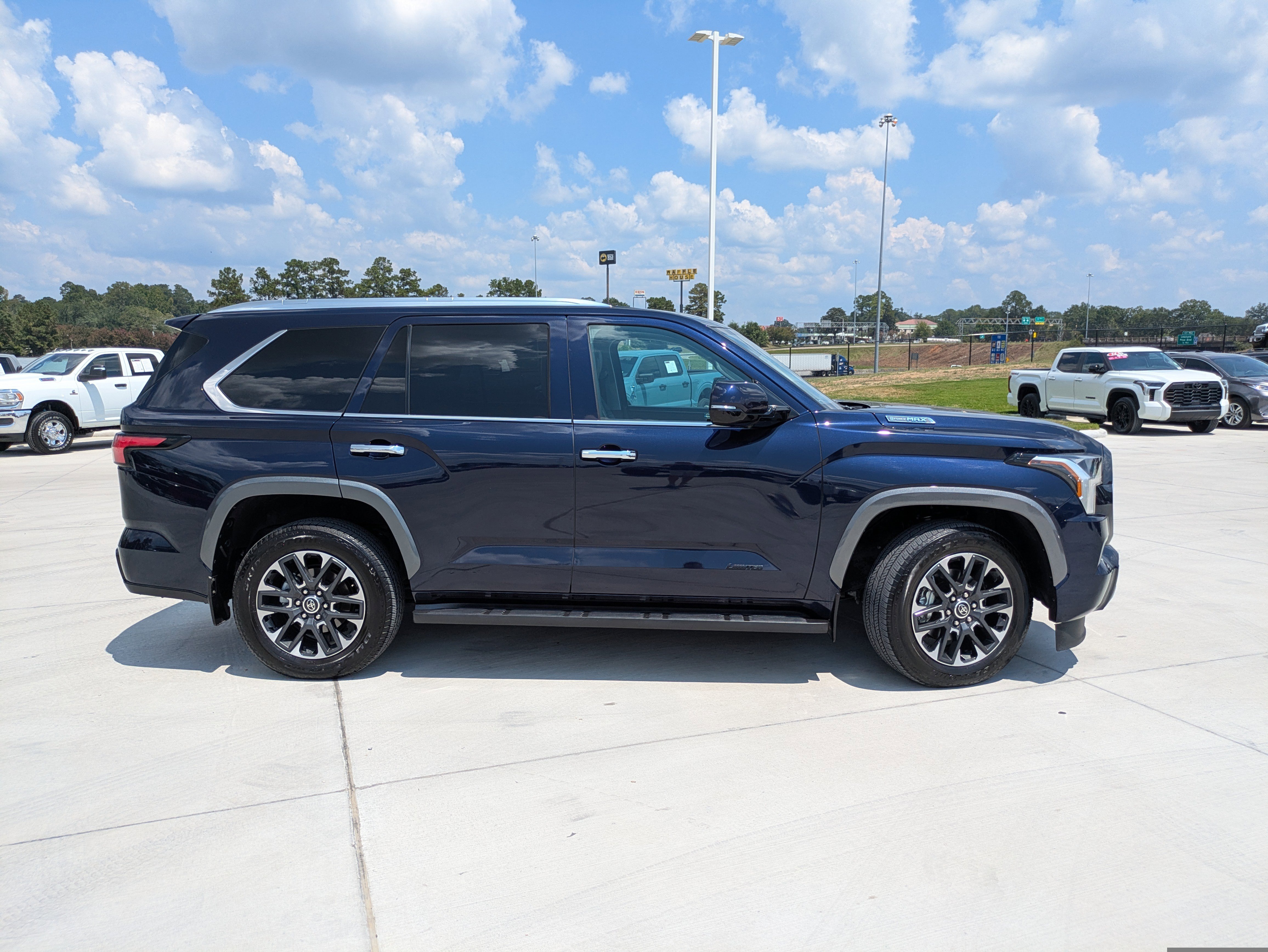 Used 2024 Toyota Sequoia Limited image 8