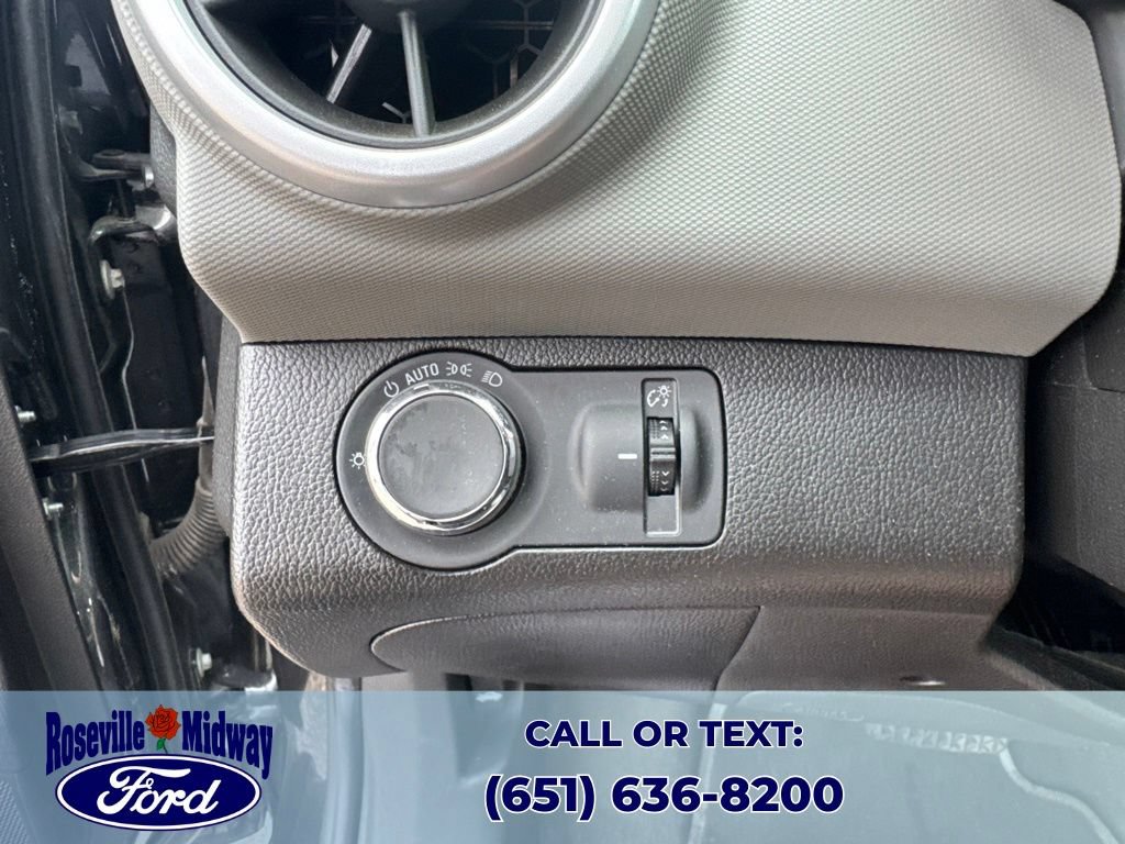 Used 2019 Chevrolet Sonic LT FWD image 22